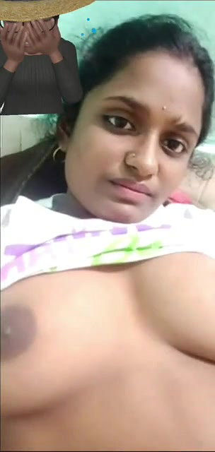 Desi girl video chat showing private parts