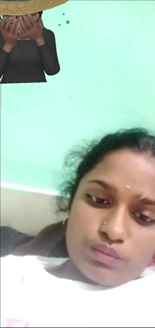 Desi girl video chat showing private parts