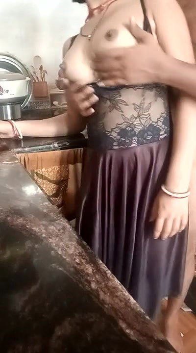 Babu ki rani Stripchat 4