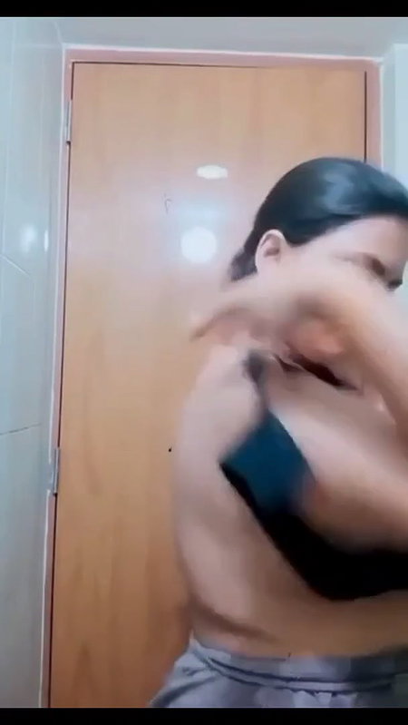 Bengali Tiktoker Girl Showing