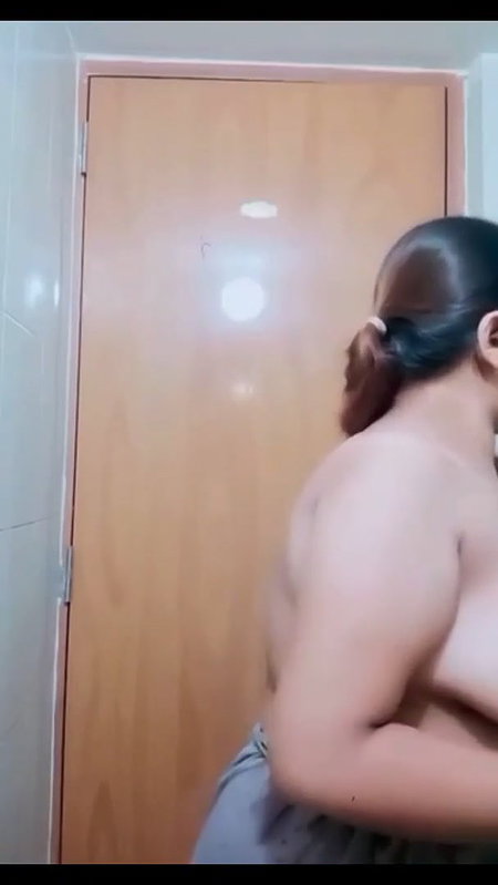 Bengali Tiktoker Girl Showing