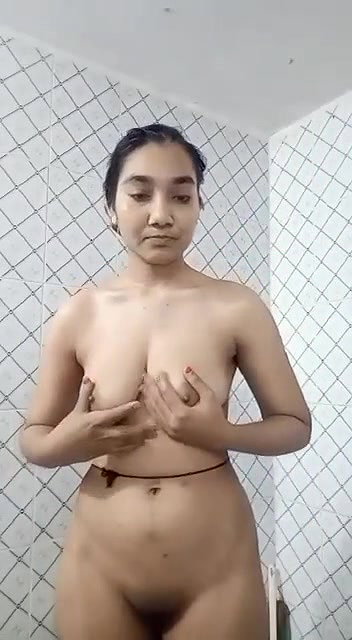 Bengali Sexy Girl Pressing Boobs Showing