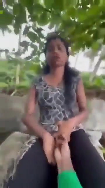 tamil Young village girl outdoor virgin pussy fingering capture