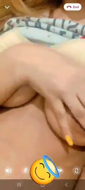 beautiful sexy Pakistani girl boobs show on video call