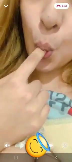 beautiful sexy Pakistani girl boobs show on video call