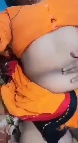 Bangladeshi naughty Bhabhi on video call with lover