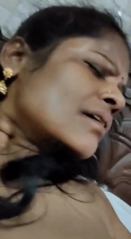mature south Indian wife enjoying painful fuck