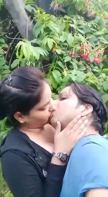 sucking boobs of gf outdoors on selfie cam