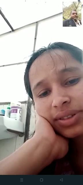 Desi girl shows her amazing pussy on video call