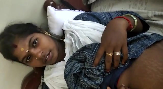 dusky south Indian Bhabhi fucking and moaning