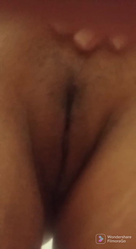 sweet Indian Bhabhi shows boobs pussy