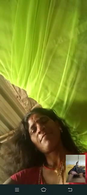village mature Bhabhi showing boobs on video call