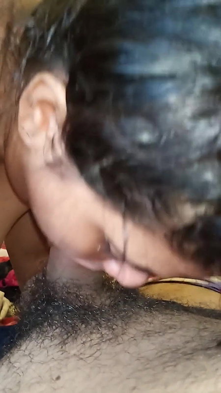 chubby naked girl sucking dick of BF