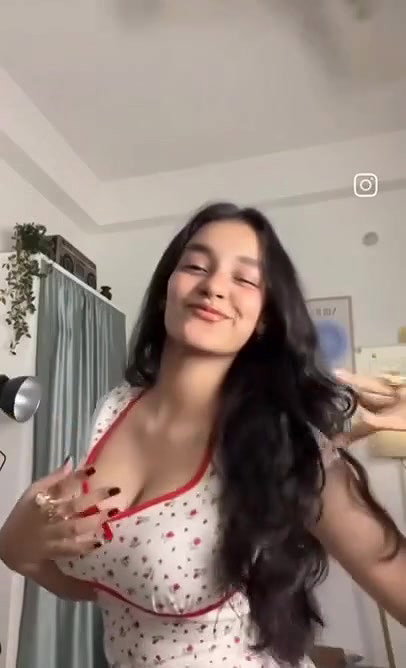 Big Booby Subhashree Sahu Bouncing Huge Boobs