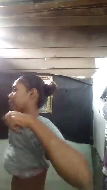 cute Tamil girl bathing on selsfie cam