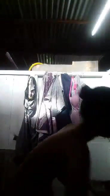 cute Tamil girl bathing on selsfie cam
