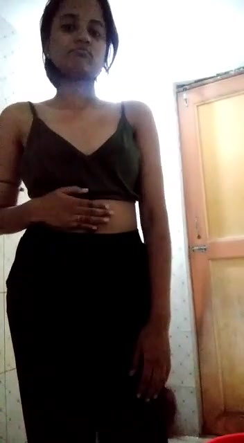 small tits Desi girl showing pussy