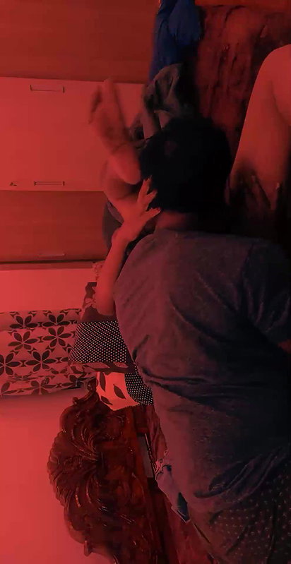 Indian house wife pussy licking and fucking