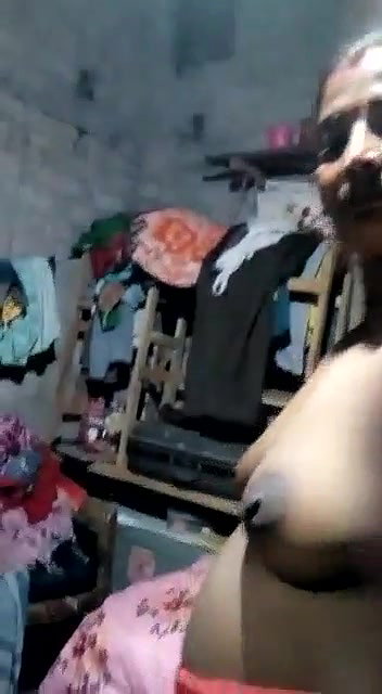 Bengali Bhabhi showing boobs from different angles