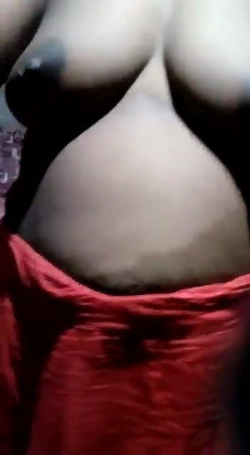 Bengali Bhabhi showing boobs from different angles