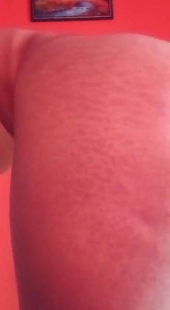 Desi girl showing her virgin asshole while dancing