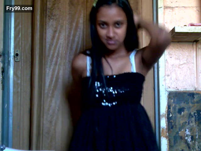 18 yers old desi indian girlfriend was fucking hard in hotel with boyfriend