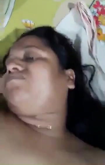 Chubby Odisha aunty s hairy pussy fucking by husband