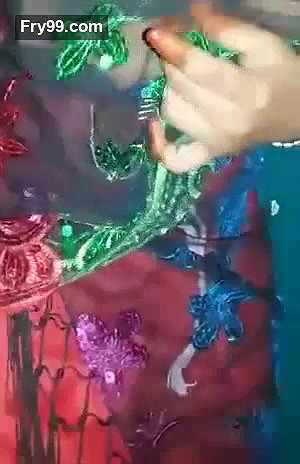 35 Year Old (Ayesha Bhabhi) bakaya paisa lene aye the, paise ke badle padose se kiya Choda Chudi, Hindi Audio – part-2