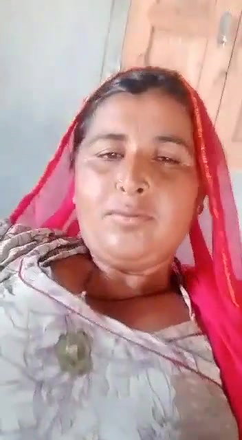 dehati aunty chut ragad te hue video banayi