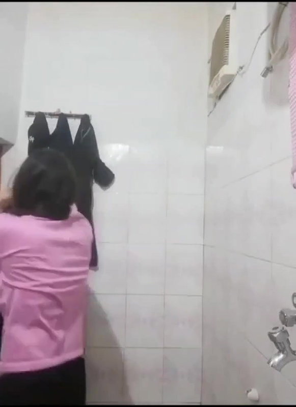 cute girl nude video