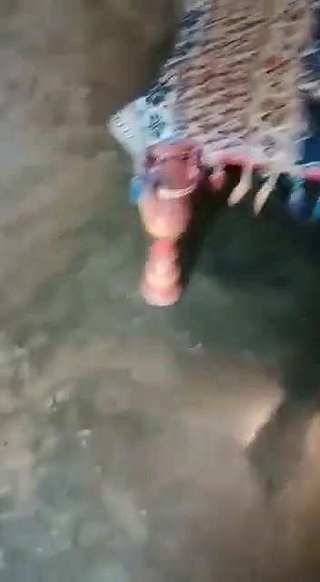 Pakistani mature girl paid to expose her assets