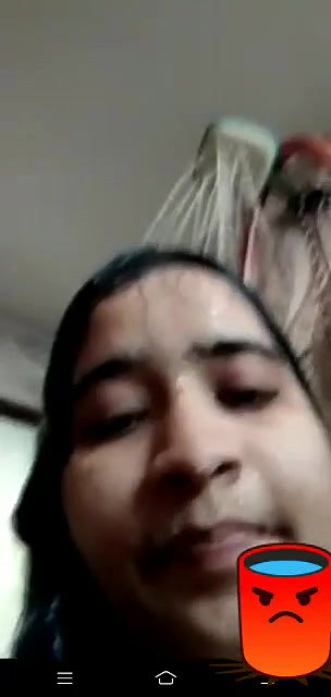 Indian girl showing boobs while bathing nude