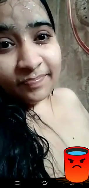 Indian girl showing boobs while bathing nude