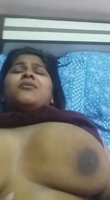 exploring pussy of big boobs Bhabhi on cam