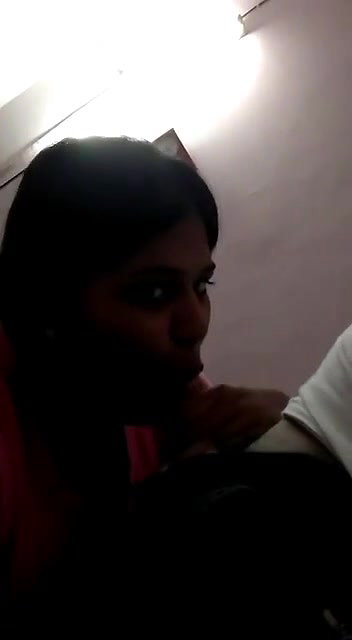 Desi Bhabhi blowjob MMS leaked online