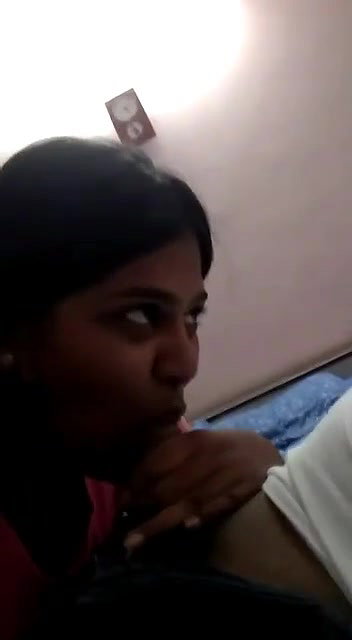 Desi Bhabhi blowjob MMS leaked online