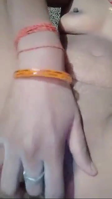 Bihari villkage housewife showing her red pussy hole