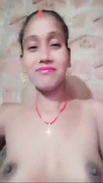 Bihari villkage housewife showing her red pussy hole