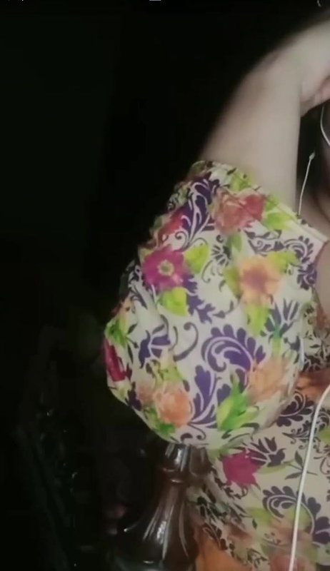 Pakistani girl showing her big melons on video call