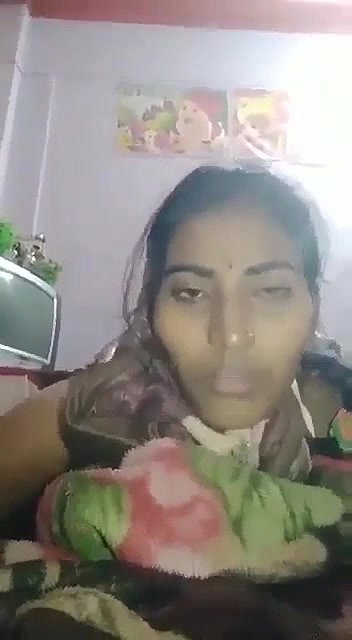 mature Desi wife banged doggy style in front of cam