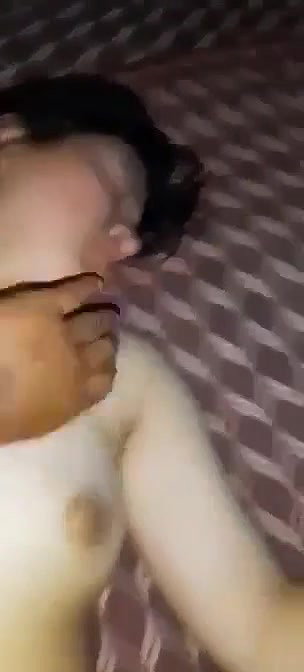 Pakistani chubby girl fucking Desi sex scandal MMS