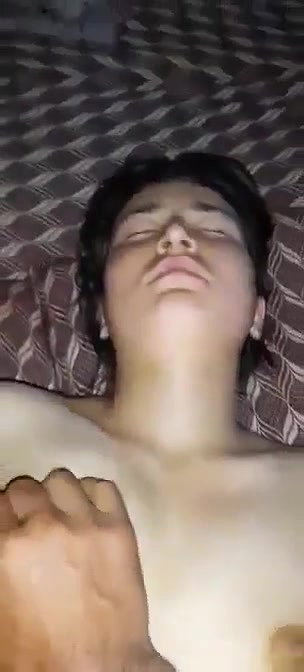 Pakistani chubby girl fucking Desi sex scandal MMS