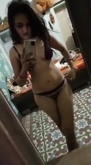 cute Bhabhi makes her own sexy video