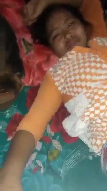 Assamese girl getting her both holes drilled by BF