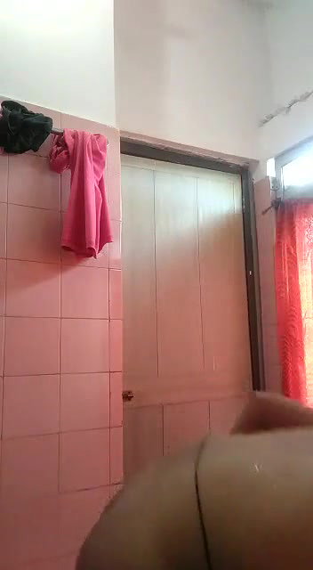 cute looking Desi girl naked bath show in bathroom