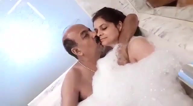 Indian lawyer with client sex scandal MMS