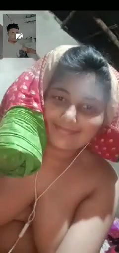 Bangladeshi Beautiful Cute Girl Showing