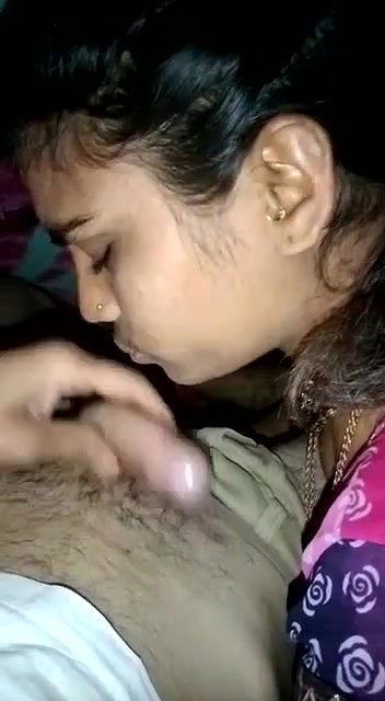 Dsi wife sucking throbbing hard on dick of hubby