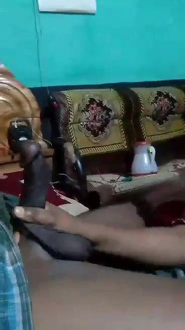 Bangladeshi big boob girl giving handjob to uncle