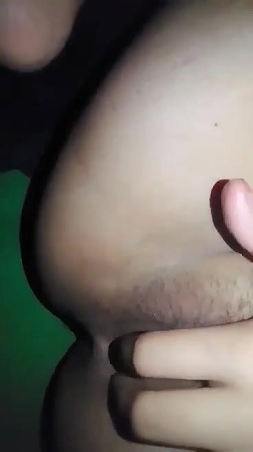 beaautiful girl fingering the tight hole of her pussy